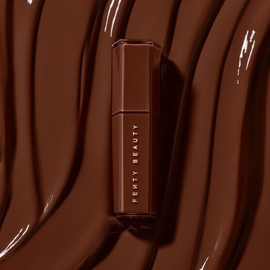 GLOSS BOMB GLOSS EM BAST�O 'HOT CHOCOLIT